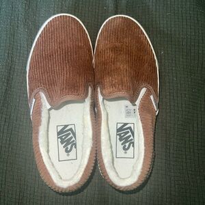 Women’s Winter Vans